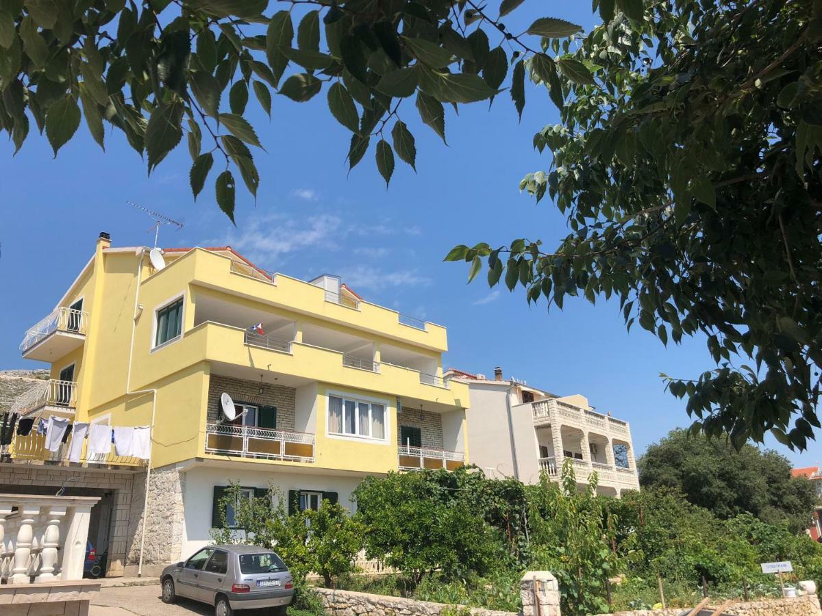 Apartmani Bare I Danica Grebastica Bagian luar foto