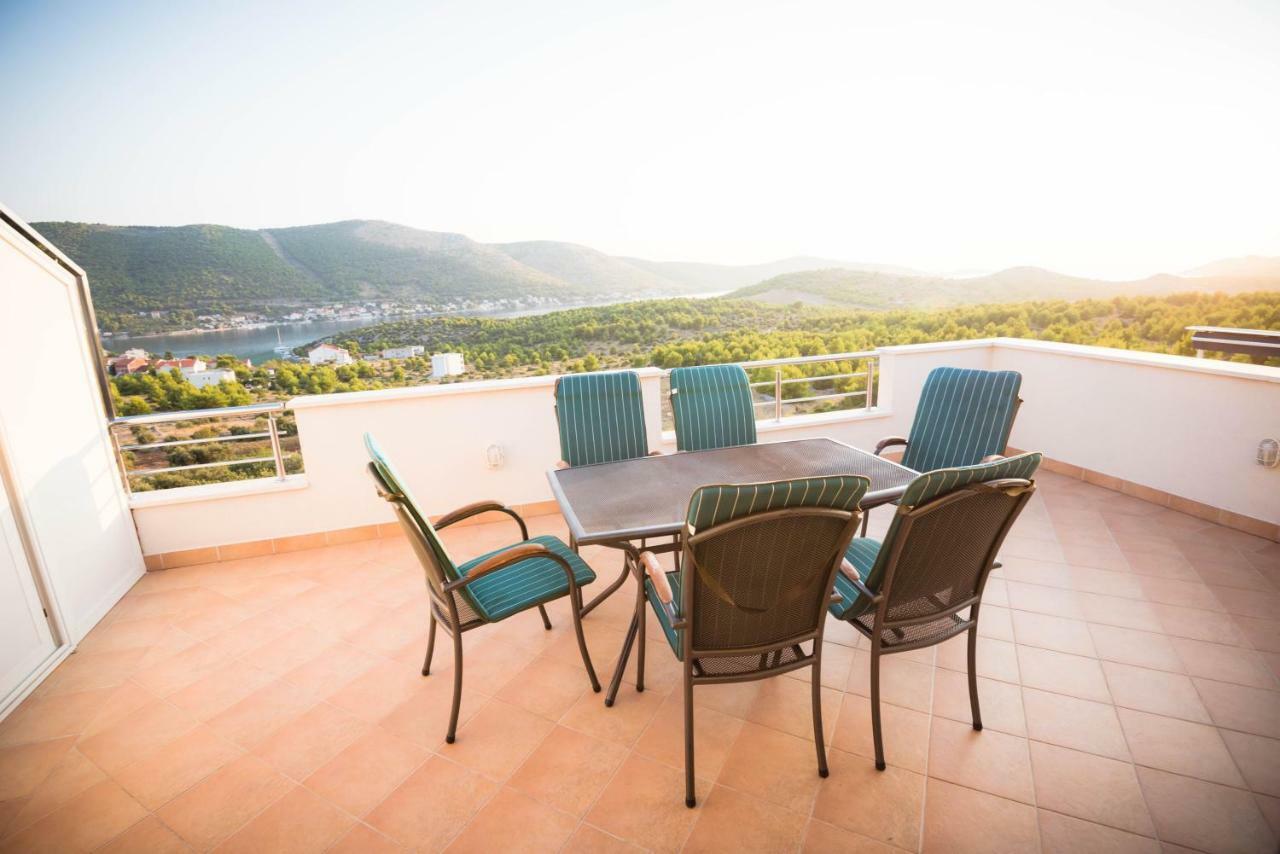 Apartmani Bare I Danica Grebastica Bagian luar foto